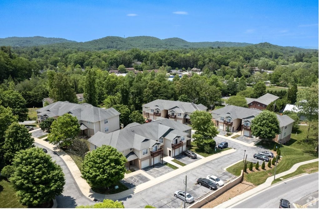 Park Residence Apartments, 73 Eastbury Dr, Hendersonville, NC RentCafe